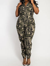 Load image into Gallery viewer, CAMOFLAUGE JUMPER FRONT ZIPPER
